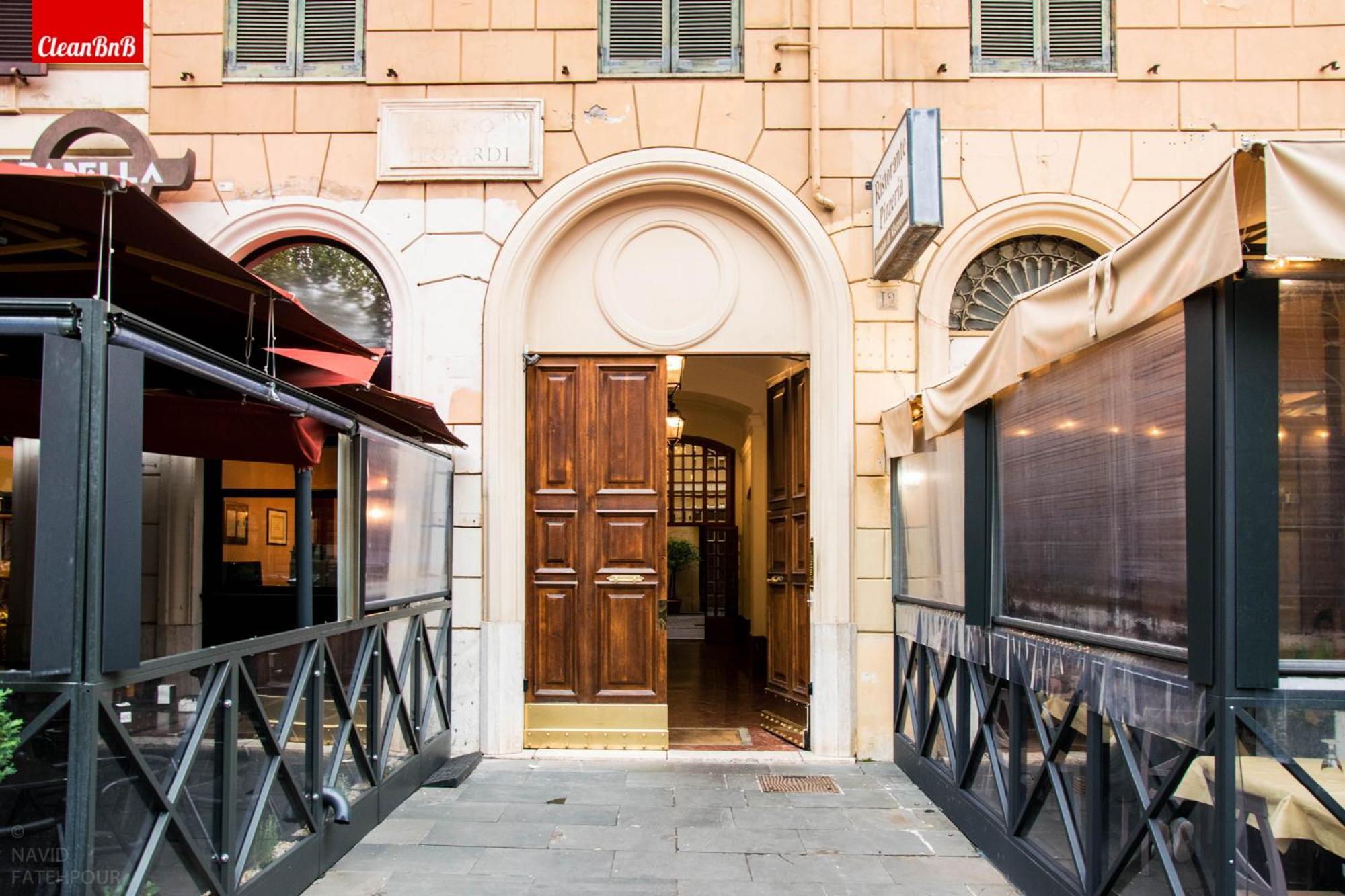 Largo Leopardi Modern Apartment 罗马 外观 照片